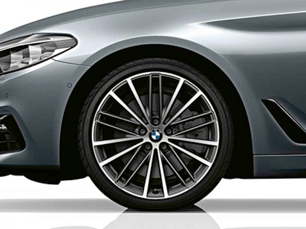 19” V-spaak 635, Pirelli banden – BMW 5 Serie(G30/G31)